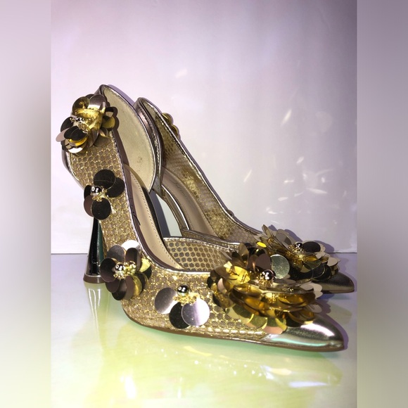 Betsey Johnson Gold Metallic Sequin Heels size 7M - Picture 12 of 16